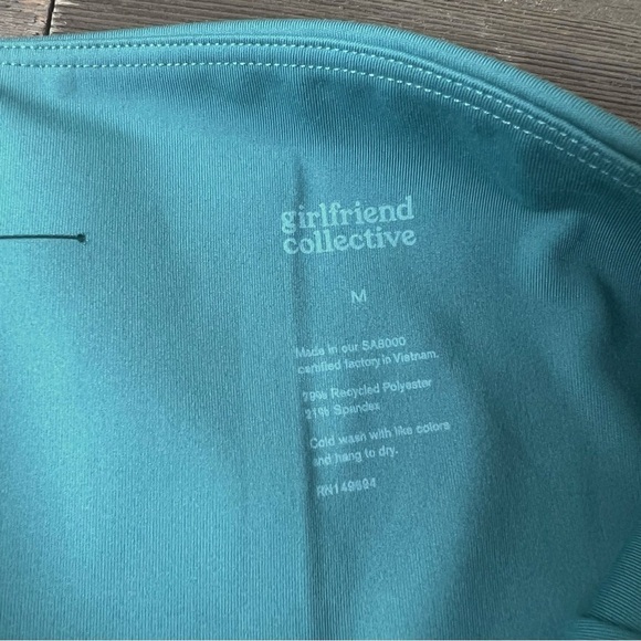 Girlfriend Collective 7/8 Compression Leggings - Picture 4 of 4